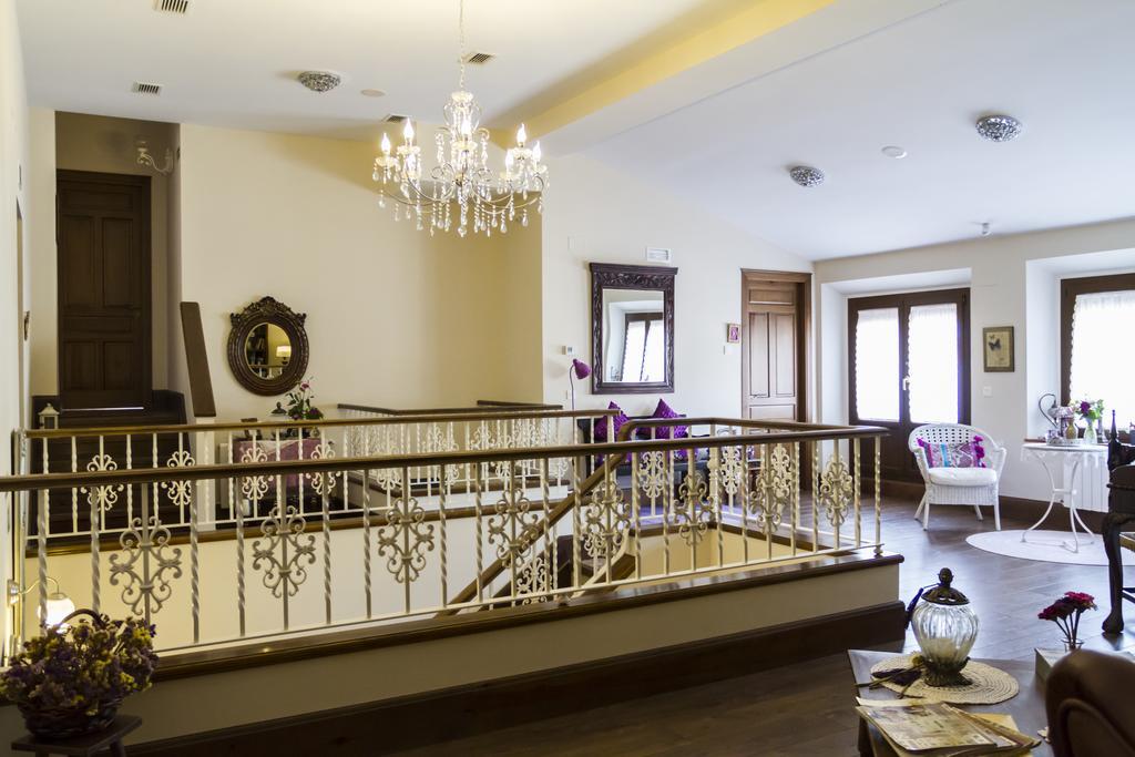 Casona Del Duende Pensionat Alájar Exteriör bild
